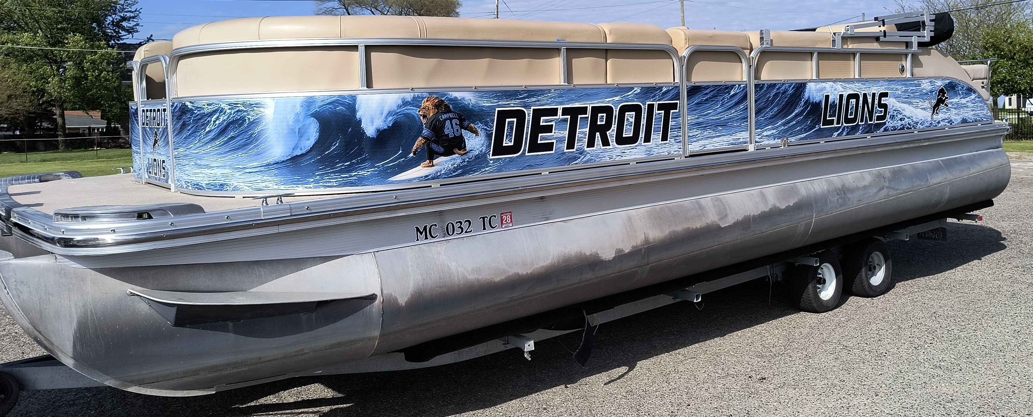 Detroit Lions themed pontoon boat side wrap